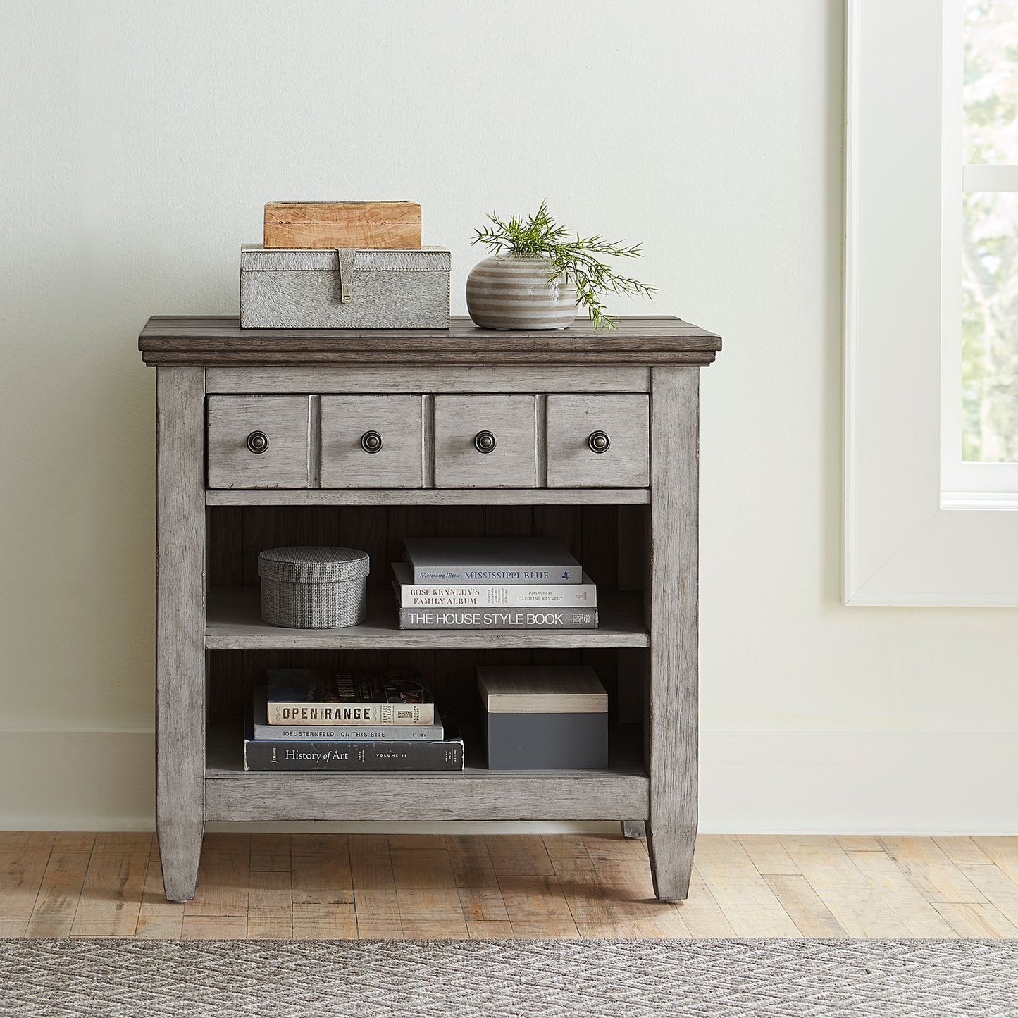 Heartland King Panel Bed, Dresser & Mirror, Night Stand