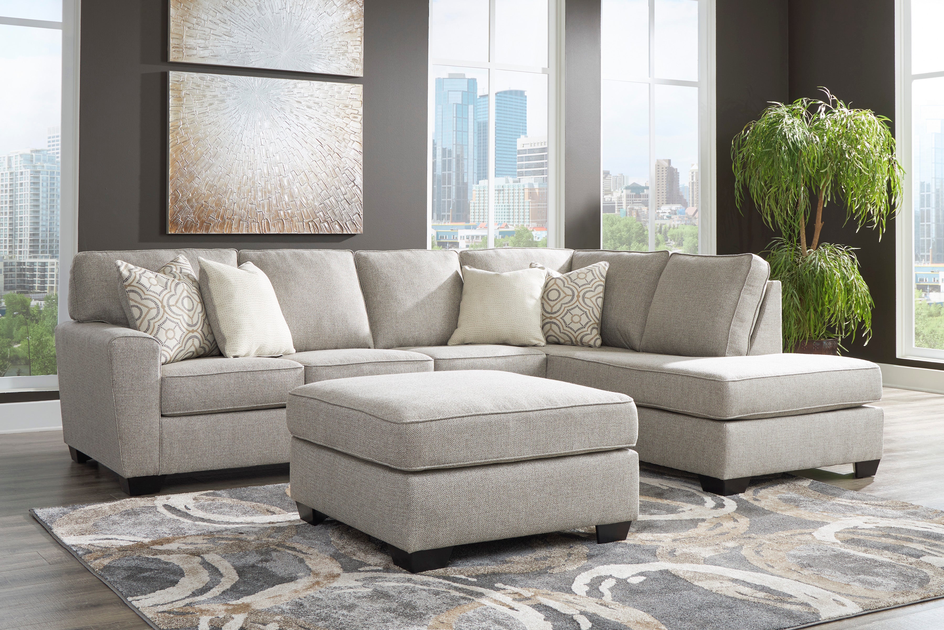 Reydell 2-Piece Sectional with Chaise