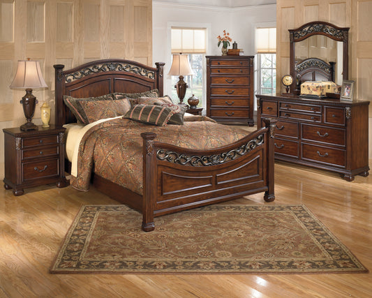 Leahlyn Queen Panel Bed, Dresser, Mirror & Nightstand