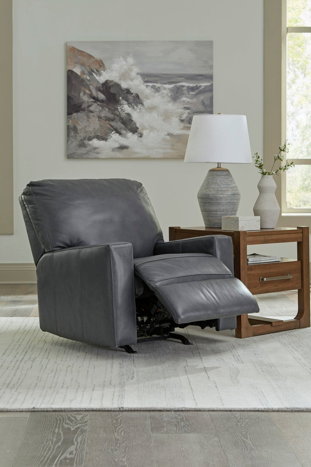 Bolsena Manual Admiral Leather Recliner - Rooms For Less Furniture Outlet