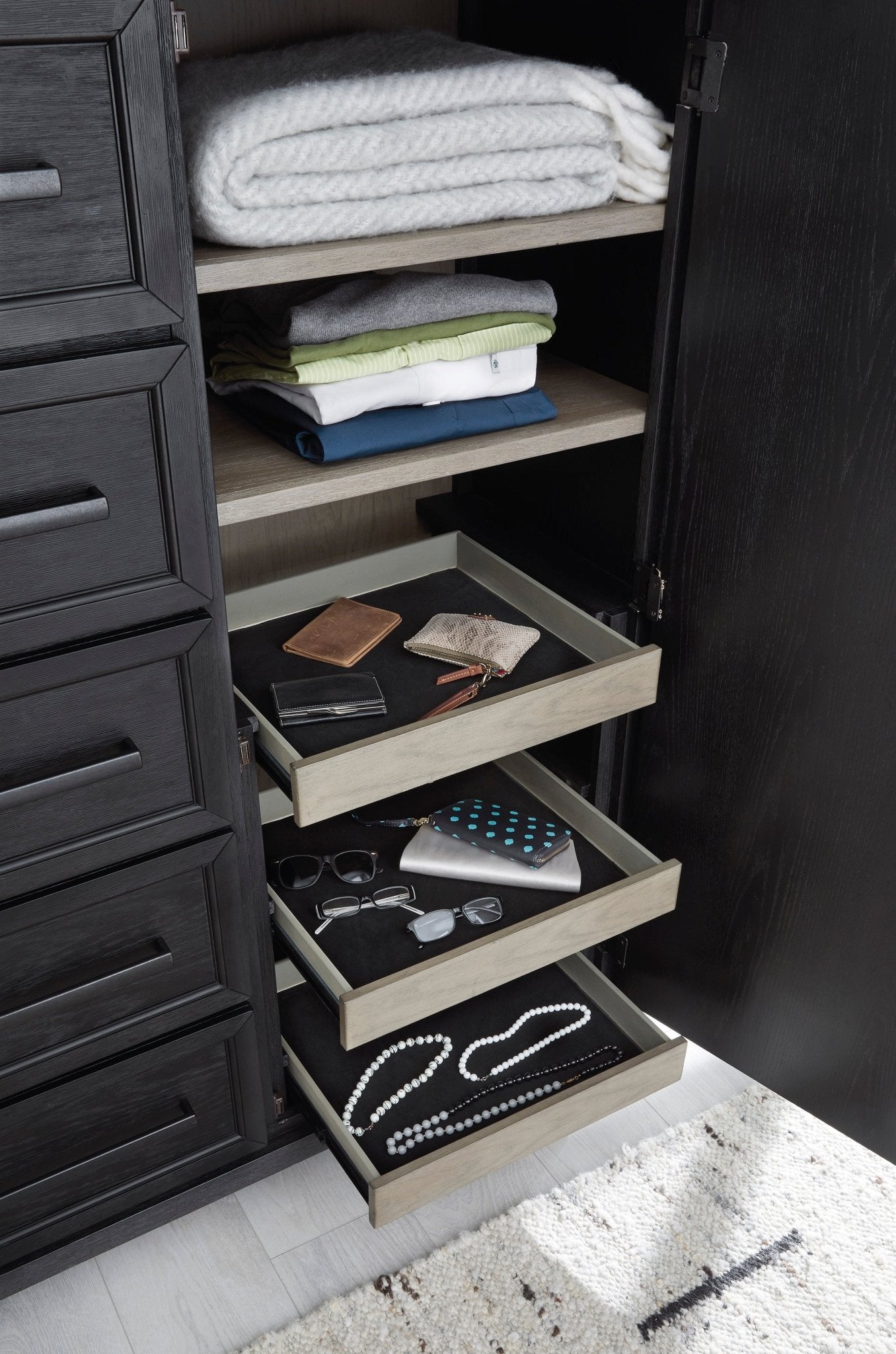 Foyland 5 Drawer Door Chest - Rooms For Less Furniture Outlet