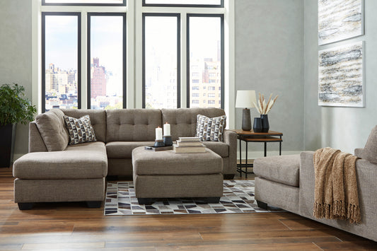 Mahoney 2-Piece Sectional with Chaise