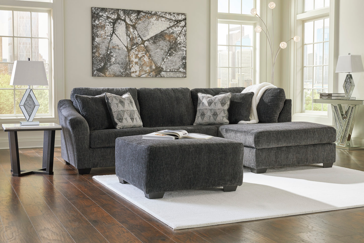 Biddeford 2-Piece Sectional with Chaise