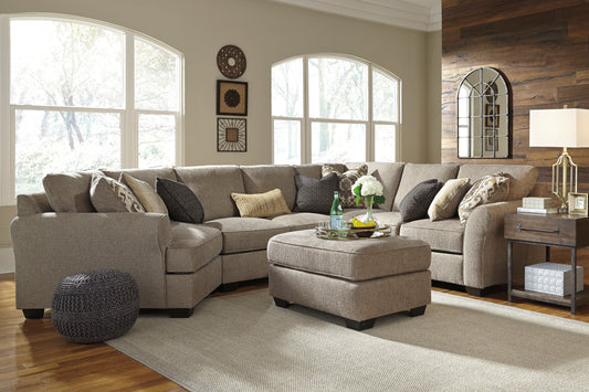 Pantomine 4-Piece Sectional with Cuddler