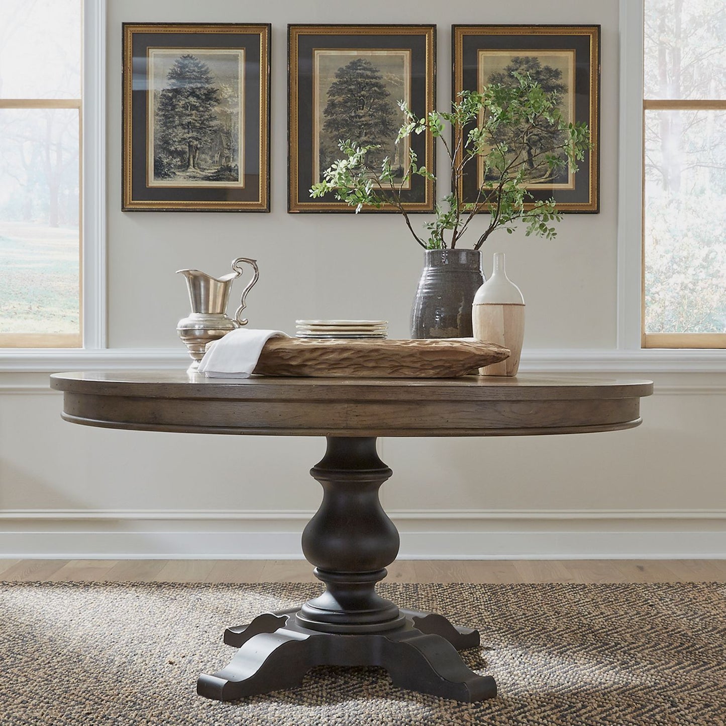 Americana Farmhouse Pedestal Table