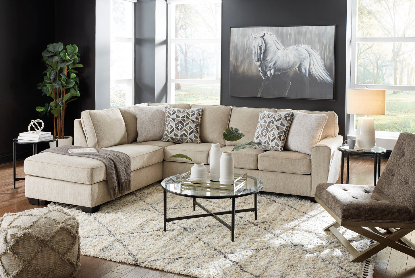 Decelle 2-Piece Sectional with Chaise