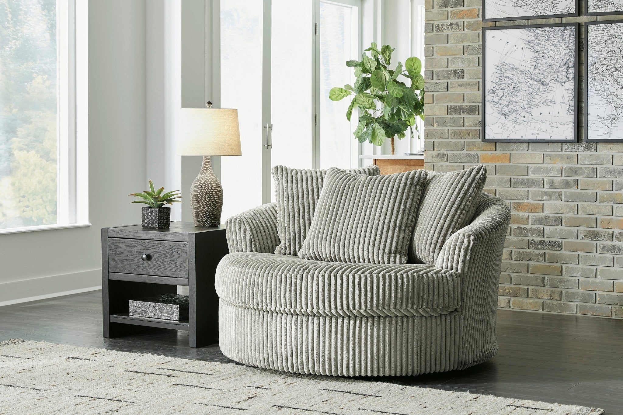 Lindyn Oversized Swivel Accent Chair - Rooms For Less Furniture Outlet